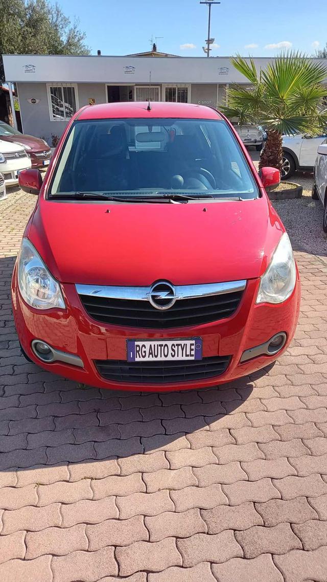 Opel Agila 1.0 12V 68CV - foto 2 di 4