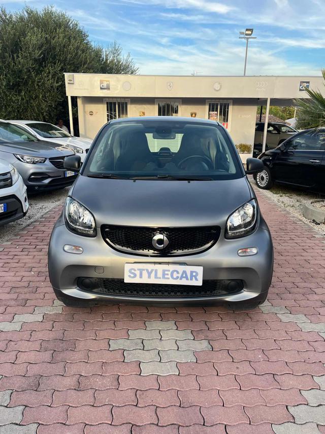smart forTwo 90 0.9 Turbo - foto 2 di 4