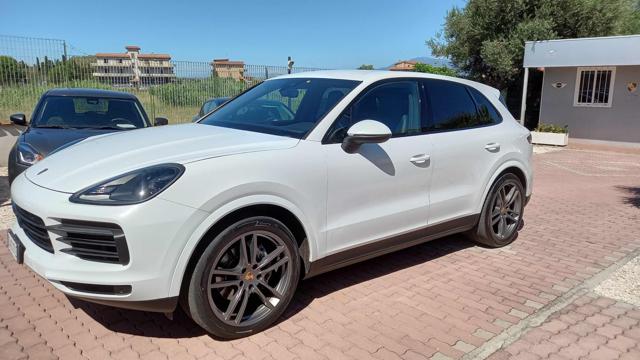 Porsche Cayenne 3.0 V6 - foto 2 di 4