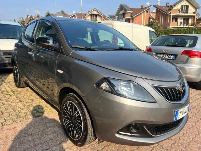 Lancia Ypsilon 1.0 FireFly 5 porte S&S Hybrid Gold - foto 4 di 4