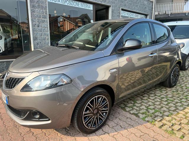 Lancia Ypsilon 1.0 FireFly 5 porte S&S Hybrid Gold, del 2022, 65.000 km, in vendita a Rivoli (TO)