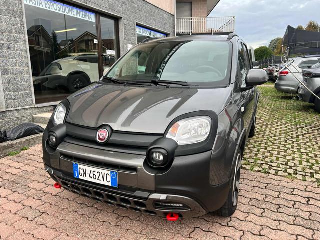 Fiat Panda 1.0 FireFly S&S Hybrid City Cross, del 2023, 44.000 km, in vendita a Rivoli (TO)