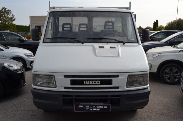 Iveco Daily 35.10 2.8 TD cassonato - foto 2 di 4