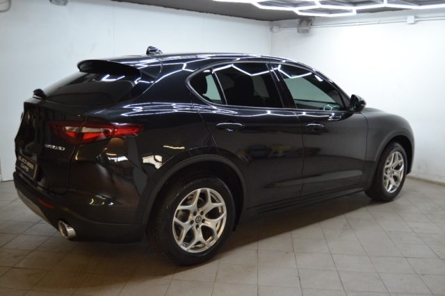 Alfa Romeo Stelvio 2.2 Turbodiesel 190 CV AT8 Q4 Business - foto 3 di 4