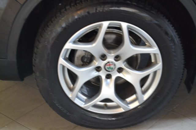 Alfa Romeo Stelvio 2.2 Turbodiesel 190 CV AT8 Q4 Business - foto 4 di 4