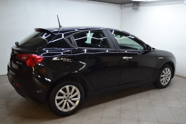 Alfa Romeo Giulietta 1.6 JTDm 120 CV - foto 3 di 4