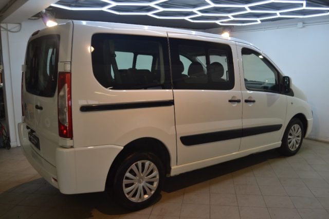 Citroen Jumpy 2.0 HDi/95 9 posti Multispace Seduction - foto 2 di 4