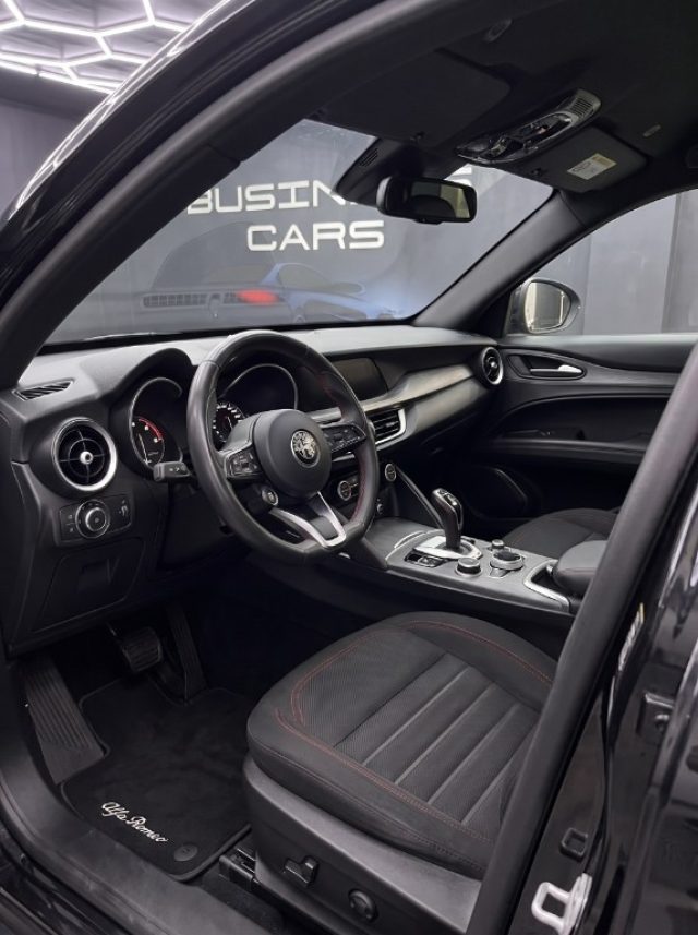 Alfa Romeo Stelvio 2.2 Turbodiesel 190 CV AT8 Q4 Business - foto 4 di 4