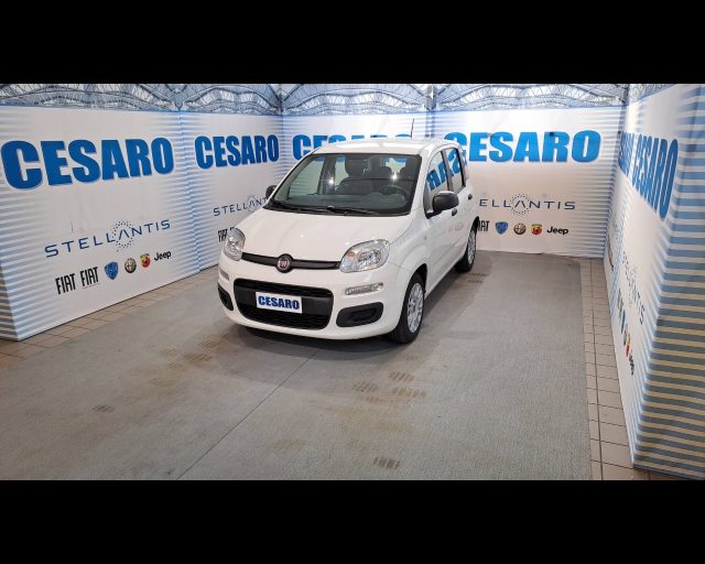 Fiat New Panda 1.0 Hybrid 70cv 5 posti - foto 2 di 4