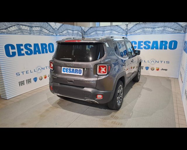 Jeep Renegade 2.0 mjt Limited 4wd 140cv auto - foto 3 di 4