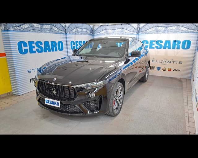 Maserati Levante 3.0 V6 Gransport 275cv auto - foto 3 di 4