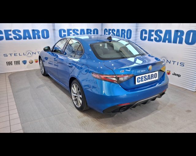 Alfa Romeo Giulia 2.0 t Sprint Q4 280cv auto - foto 4 di 4