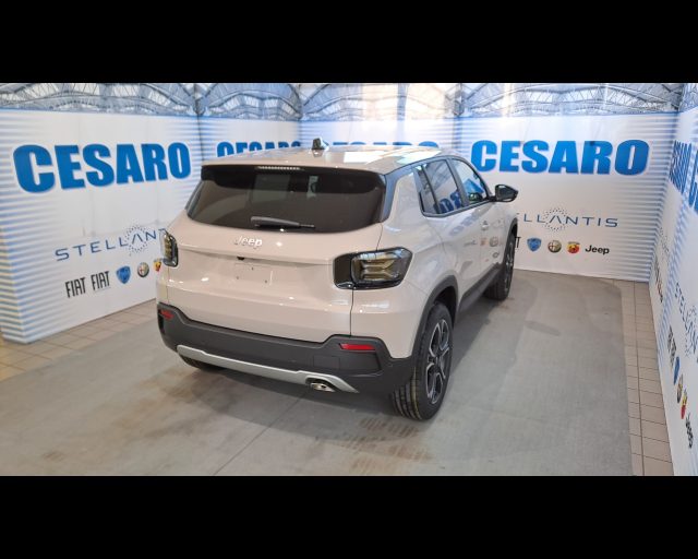 Jeep Avenger 1.2 turbo e-hybrid Summit fwd 100cv edct6 - foto 3 di 4