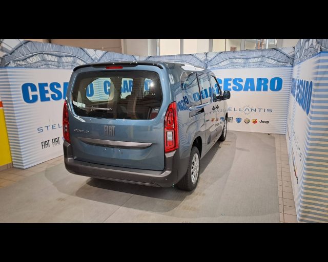 Fiat Doblo Passo Lungo 1.5 d 130cv auto - foto 3 di 4