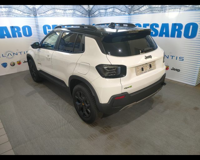 Jeep Avenger 4xe 1.2 turbo e-hybrid The North Face 4xe 145cv e - foto 4 di 4