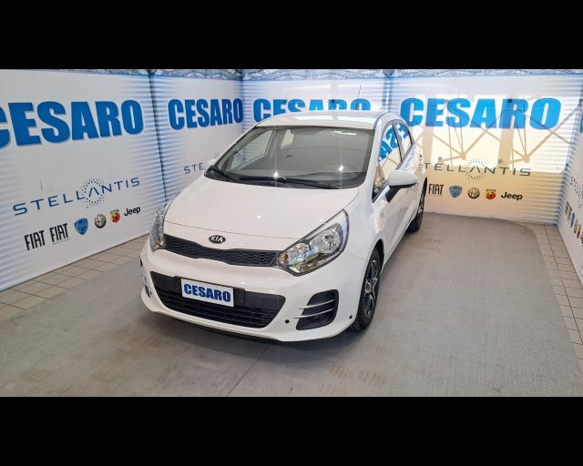 Kia Rio 5p 1.1 crdi Active E6 - foto 2 di 4