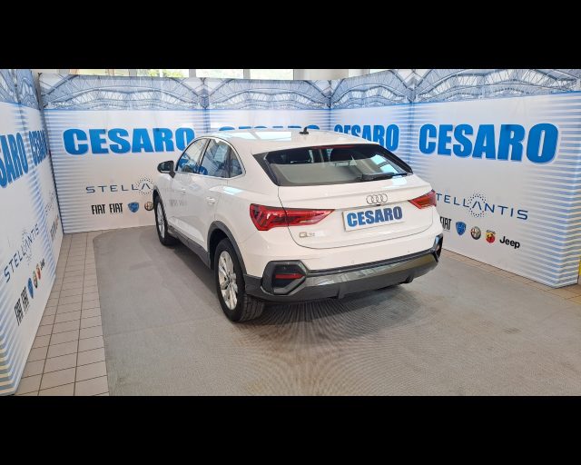 Audi Q3 Sportback 35 2.0 tdi 150cv Business Plus s-tronic - foto 4 di 4