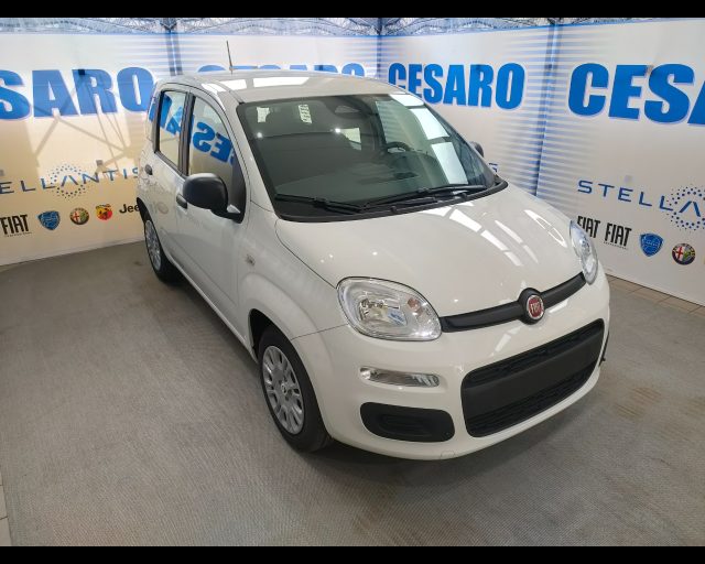 Fiat Panda 1.0 firefly hybrid Icon s&s 70cv 5p.ti km 0 a PONT-SAINT-MARTIN