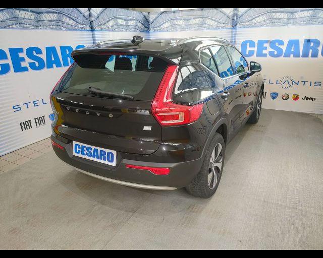 Volvo XC40 1.5 t4 phev Inscription Expression auto - foto 3 di 4