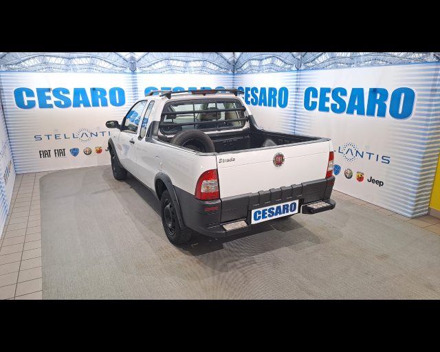 Fiat Strada 1.3 mjt 16v 85cv cab.lunga - foto 4 di 4
