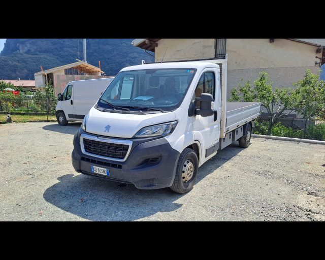 Peugeot Boxer 435 2.2 bluehdi 165cv S&S L4H2-DETAX usato a PONT-SAINT-MARTIN