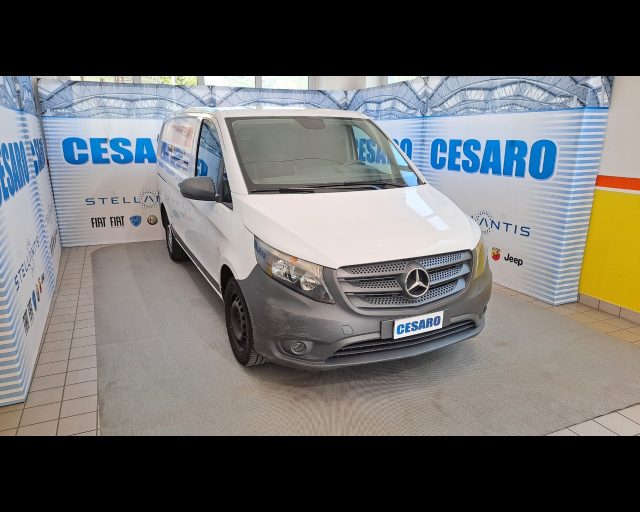 Mercedes-Benz Vito 116 cdi long mixto pro-DETAX usato a PONT-SAINT-MARTIN