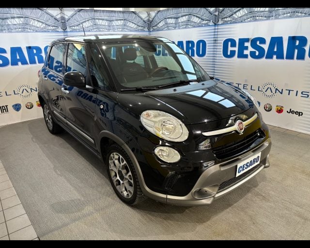 Fiat 500L 1.6 mjt Trekking 120cv, del 2014, 110.632 km, in vendita a Pont-Saint-Martin (AO)