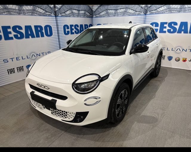 Fiat 600 1.2 hybrid 110cv auto - foto 2 di 4