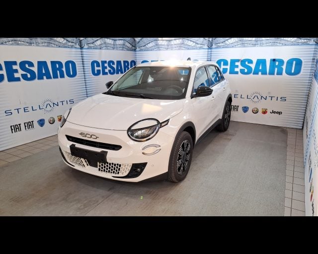 Fiat 600 1.2 hybrid 145cv auto - foto 2 di 4
