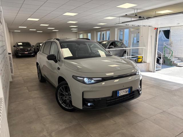 Leapmotor C10 REEV 158kW Design Plug-In Hybrid PREZZO REALE - foto 3 di 23