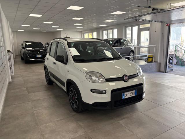 Fiat Panda 1.0 FireFly S&S Hybrid City Life 5 POSTI - foto 3 di 4