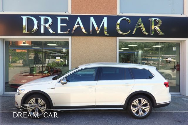 Volkswagen Passat Alltrack 2.0 TDI 190 CV 4MOTION DSG BMT - foto 2 di 4