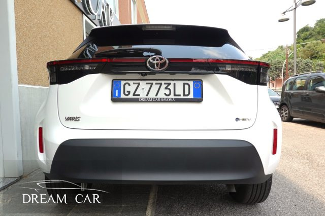Toyota Yaris Cross 1.5 Hybrid 130 CV 5p. HEV TREND UNIPRO - foto 4 di 4