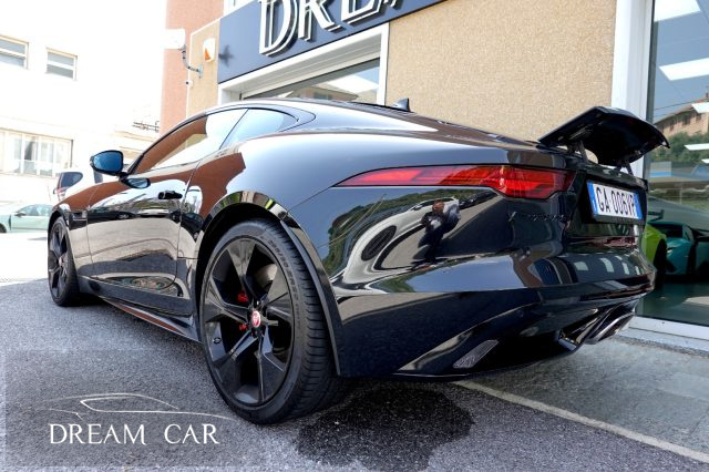 Jaguar F-Type 2.0 aut. Coupé R-Dynamic Black Edition - foto 3 di 4