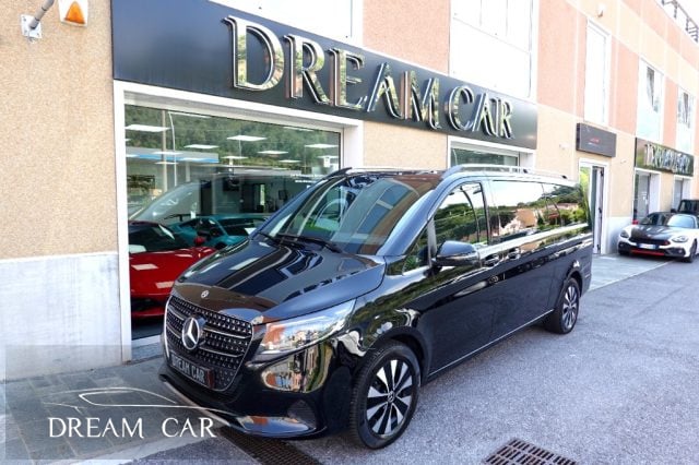 Mercedes-Benz V 300 d Automatic 4Matic Exclusive EXTRA LONG, del 2025, 29.900 km, in vendita a Savona (SV)