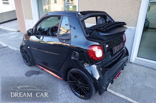 smart forTwo BRABUS 125R LIMITED EDITION 1/125 - foto 3 di 4
