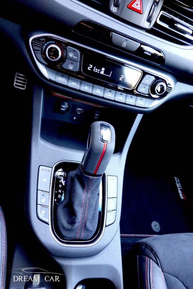 Hyundai i30 N Performance 280 CV DCT LIMITED 160/800-PANO, del 2022, 31.172 km, in vendita a Savona (SV)