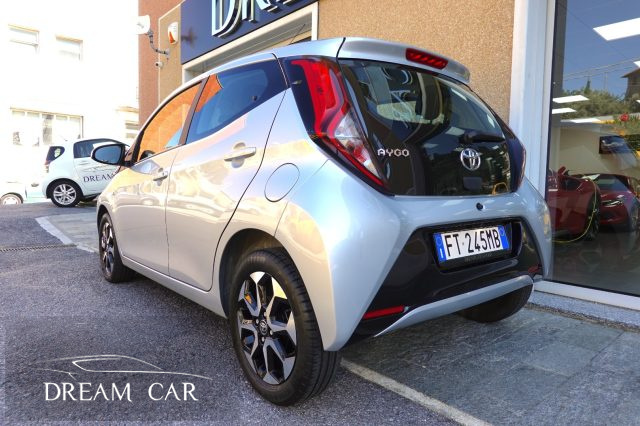 Toyota Aygo 1.0 VVT-i 72 CV 5 porte x-play OK NEOPATENATI - foto 3 di 4