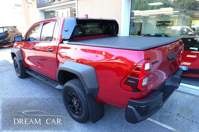 Toyota Hilux 2.8 D-4D A/T 4WD 4 porte Double Cab GR SPORT - foto 3 di 4