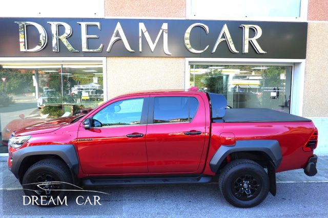 Toyota Hilux 2.8 D-4D A/T 4WD 4 porte Double Cab GR SPORT - foto 2 di 4