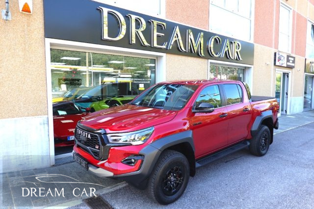 Toyota Hilux 2.8 D-4D A/T 4WD 4 porte Double Cab GR SPORT km 0 a SAVONA