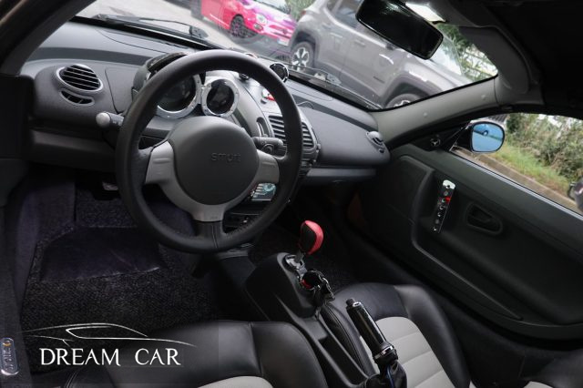 smart roadster 700 PASSION PELLE-CERCHI BRABUS-SCARICO-PORTE ALA, del 2005, 59.419 km, in vendita a Savona (SV)