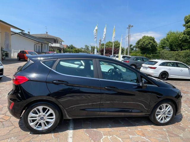 Ford Fiesta 1.0 Ecoboost Hybrid 125 CV 5 porte Titanium - foto 3 di 4