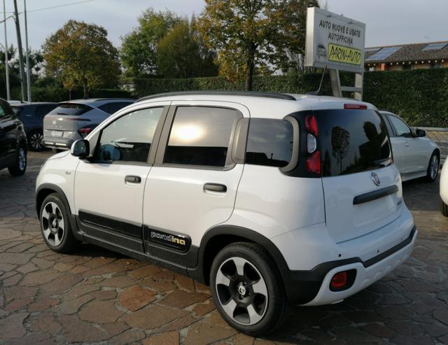 Fiat Pandina 1.0 FireFly 65 CV Hybrid Cross 5 Posti - foto 3 di 4
