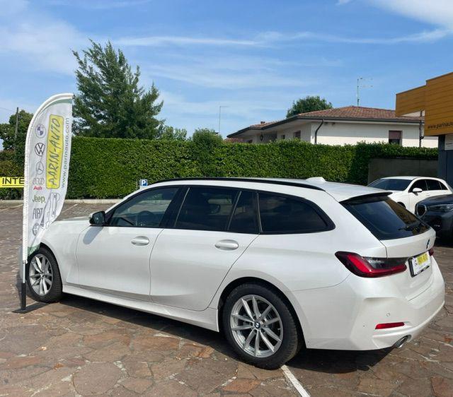 BMW 318 d 48V Touring Business Advantage - foto 3 di 4