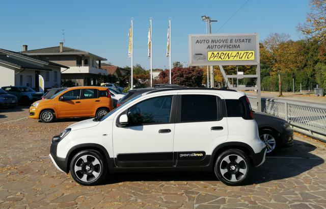 Fiat Pandina 1.0 FireFly 65 CV Hybrid Cross 5 Posti - foto 2 di 4