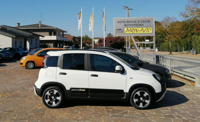 Fiat Pandina 1.0 FireFly 65 CV Hybrid Cross 5 Posti km 0 a VEDELAGO