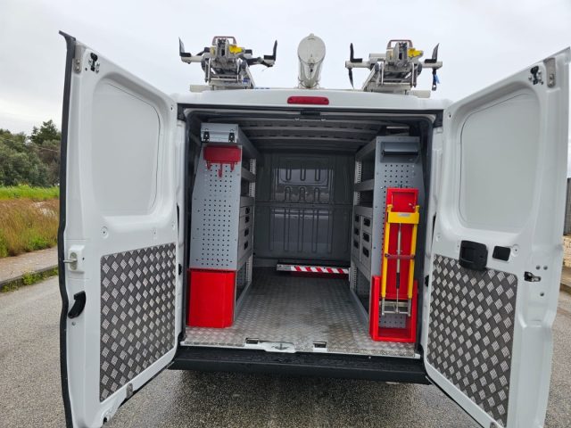 Fiat Ducato 28 2.3 MJT 120CV PC-TN Furgone ALLESTITO OFFICINA usato a MARUGGIO