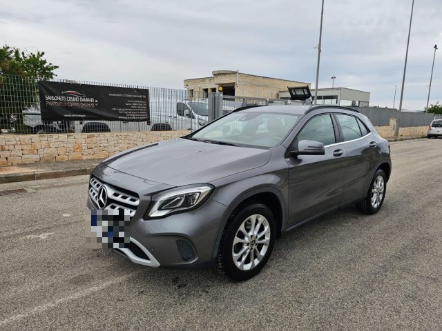 Mercedes-Benz GLA 180 d Automatic Business usato a MARUGGIO
