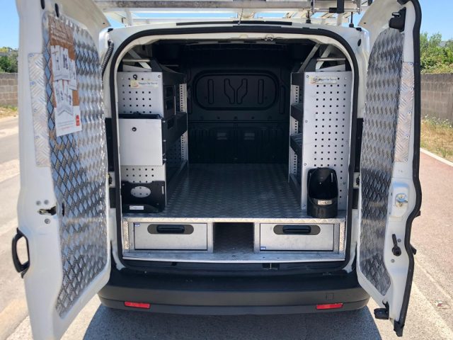 Fiat Doblo Dobl� 1.6 MJT 105CV PC-TN Cargo SX ALLESTITO OFFIC usato a MARUGGIO